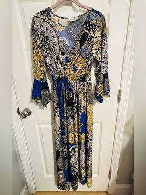 😍Lapogee Boho Printed V-Neck Maxi Dress Size small